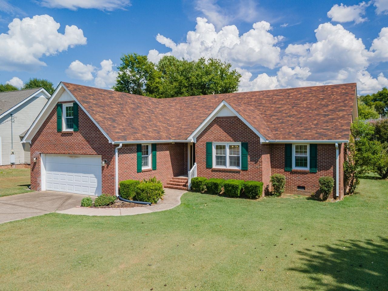 303 Springdale Dr