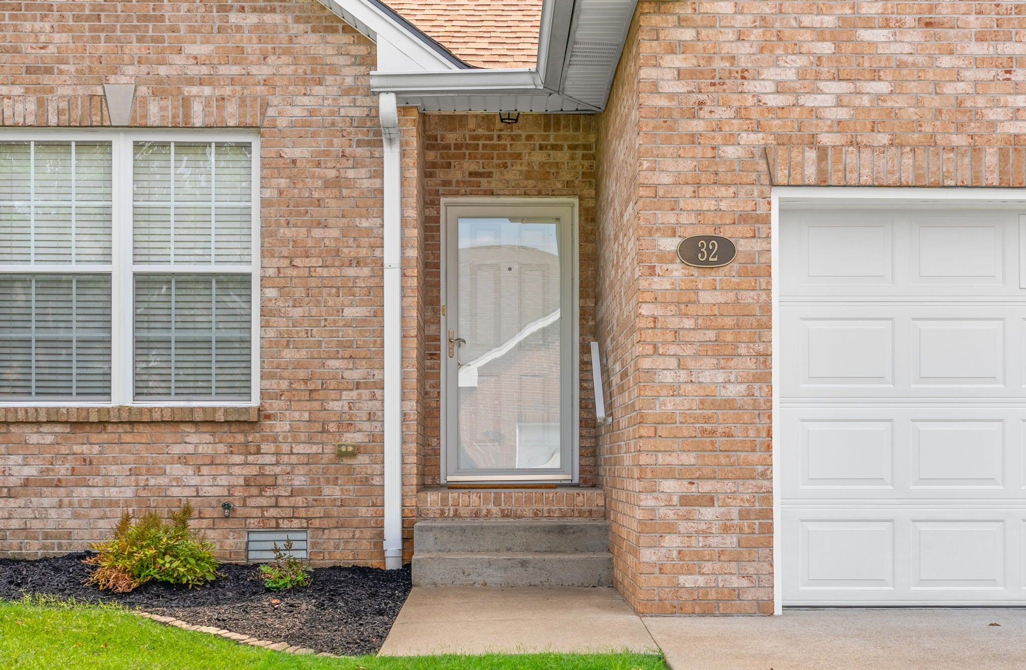 32 Townsend Way