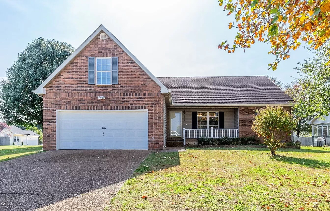 View Columbia, TN 38401 house