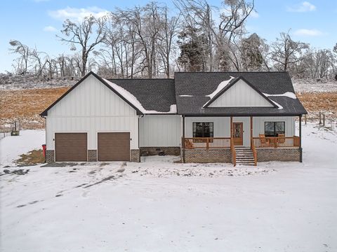 638 Howell Rd Westmoreland TN 37186