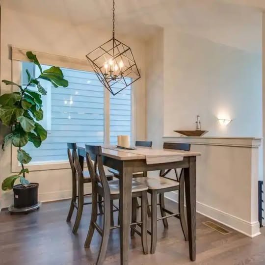 1009B Southside Ave B