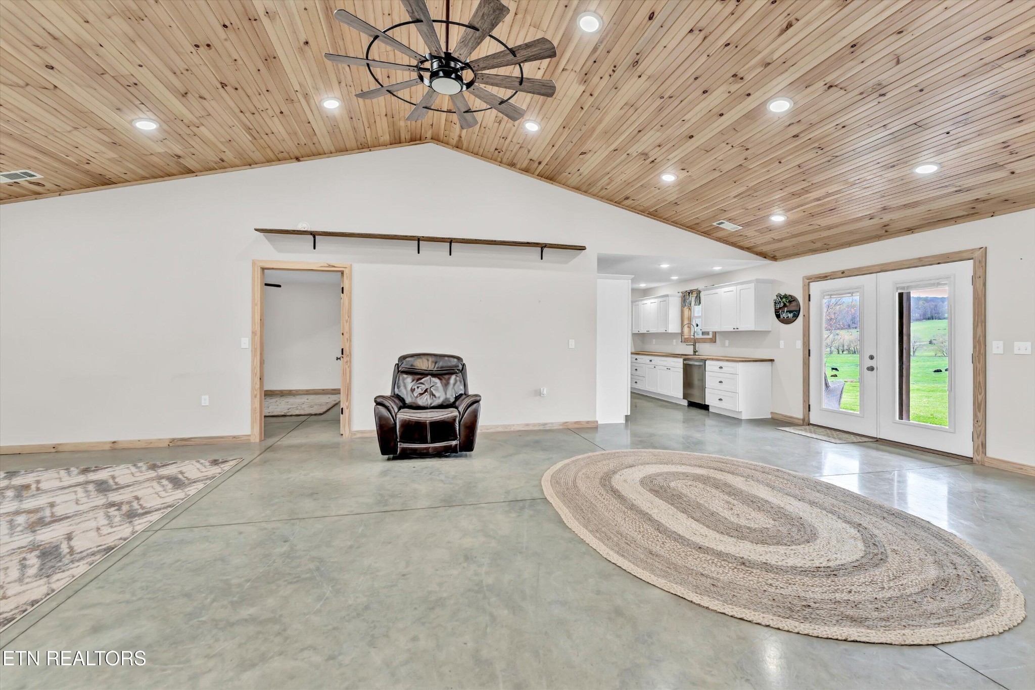 4144 Back Valley Rd