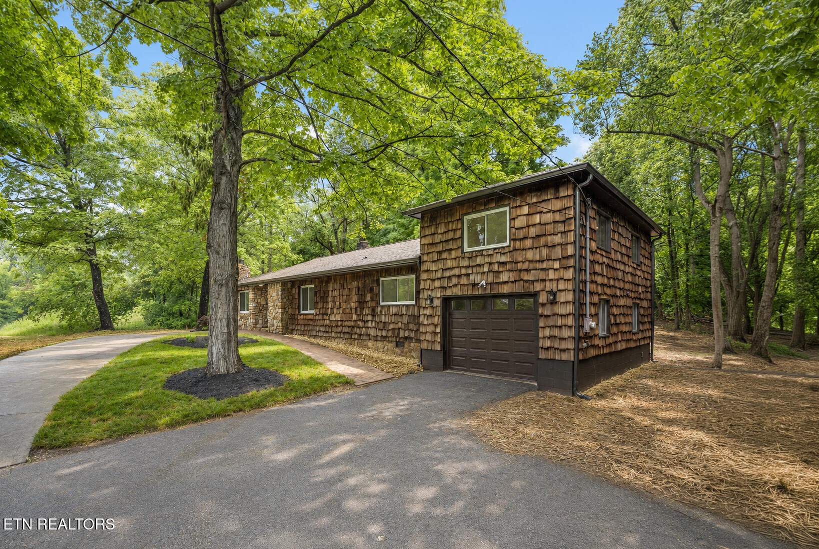 2212 Byington Solway Rd