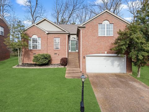 5137 Bay Overlook Dr Hermitage TN 37076