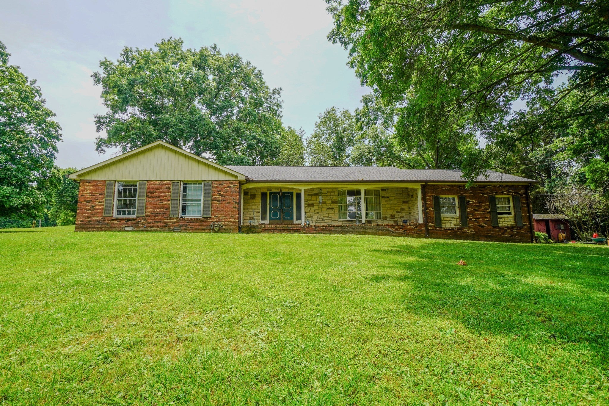 1094B Center Point Rd