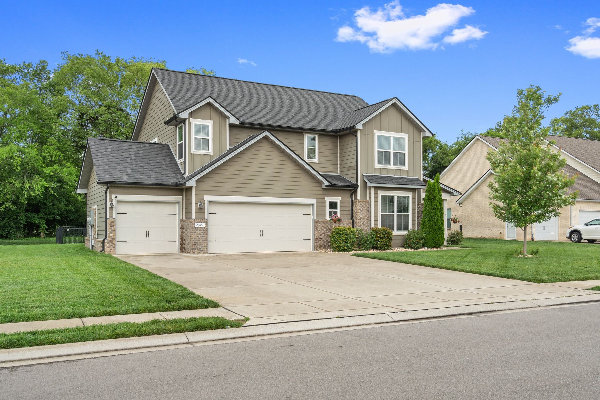 2622 Kingfisher Dr