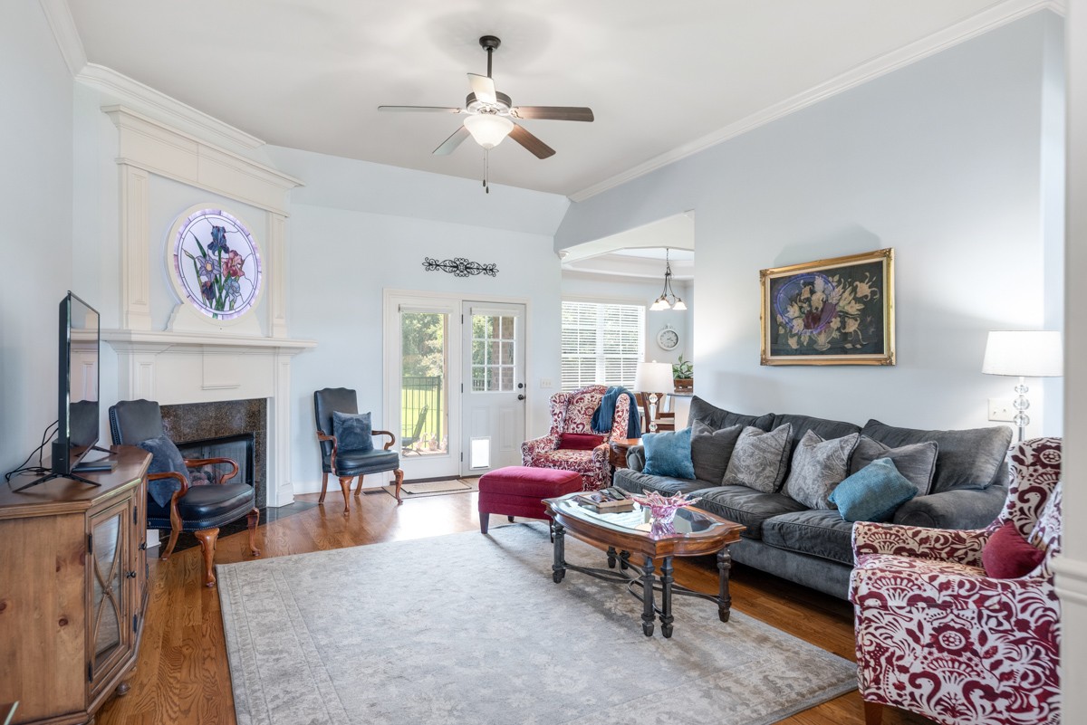 1007 Robert Lee Dr