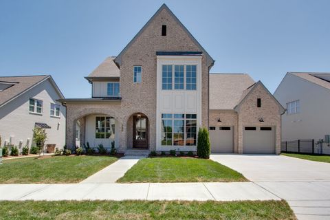 Photo of 2757 Otterham Drive, Thompsons Station, TN 37179 (MLS # 2778721)