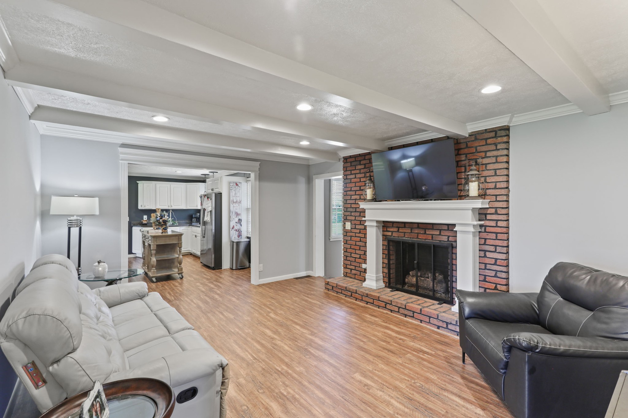 127 Fairways Dr