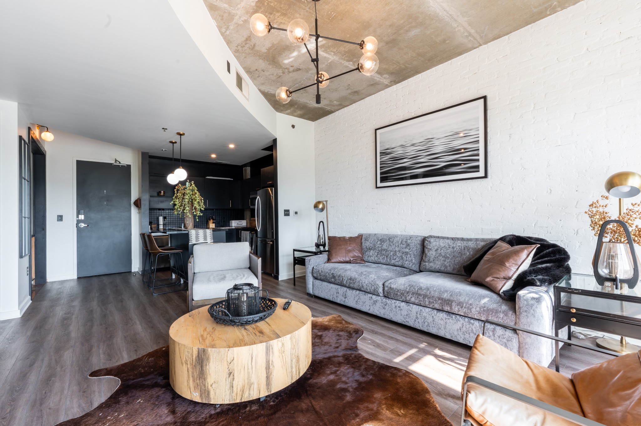 600 12th Ave S 727