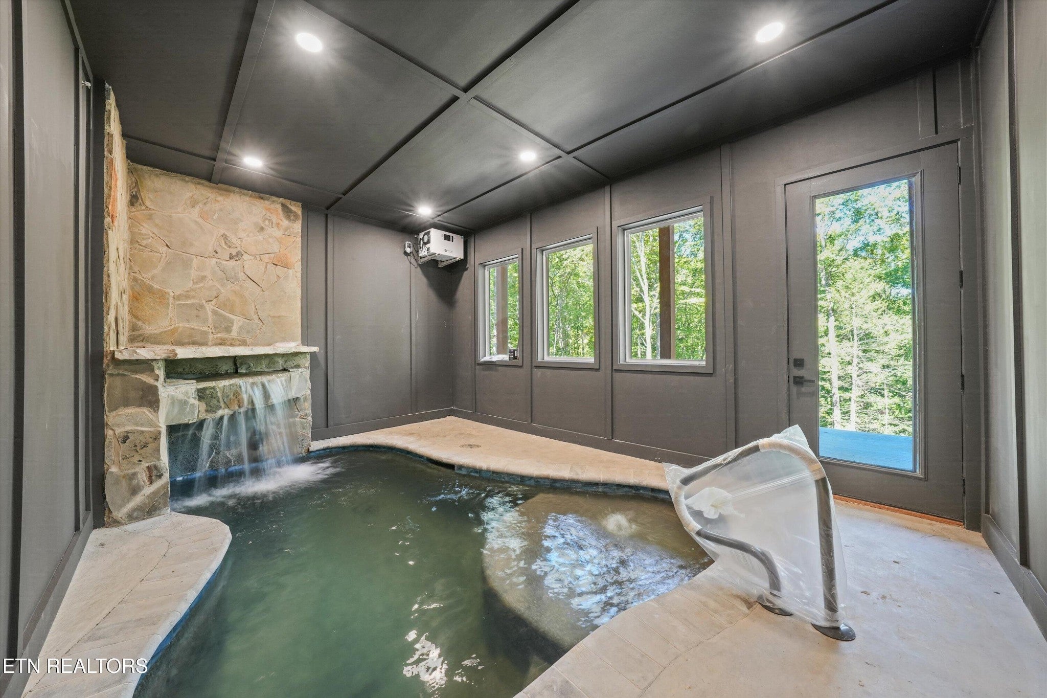 438 Hawken Drive