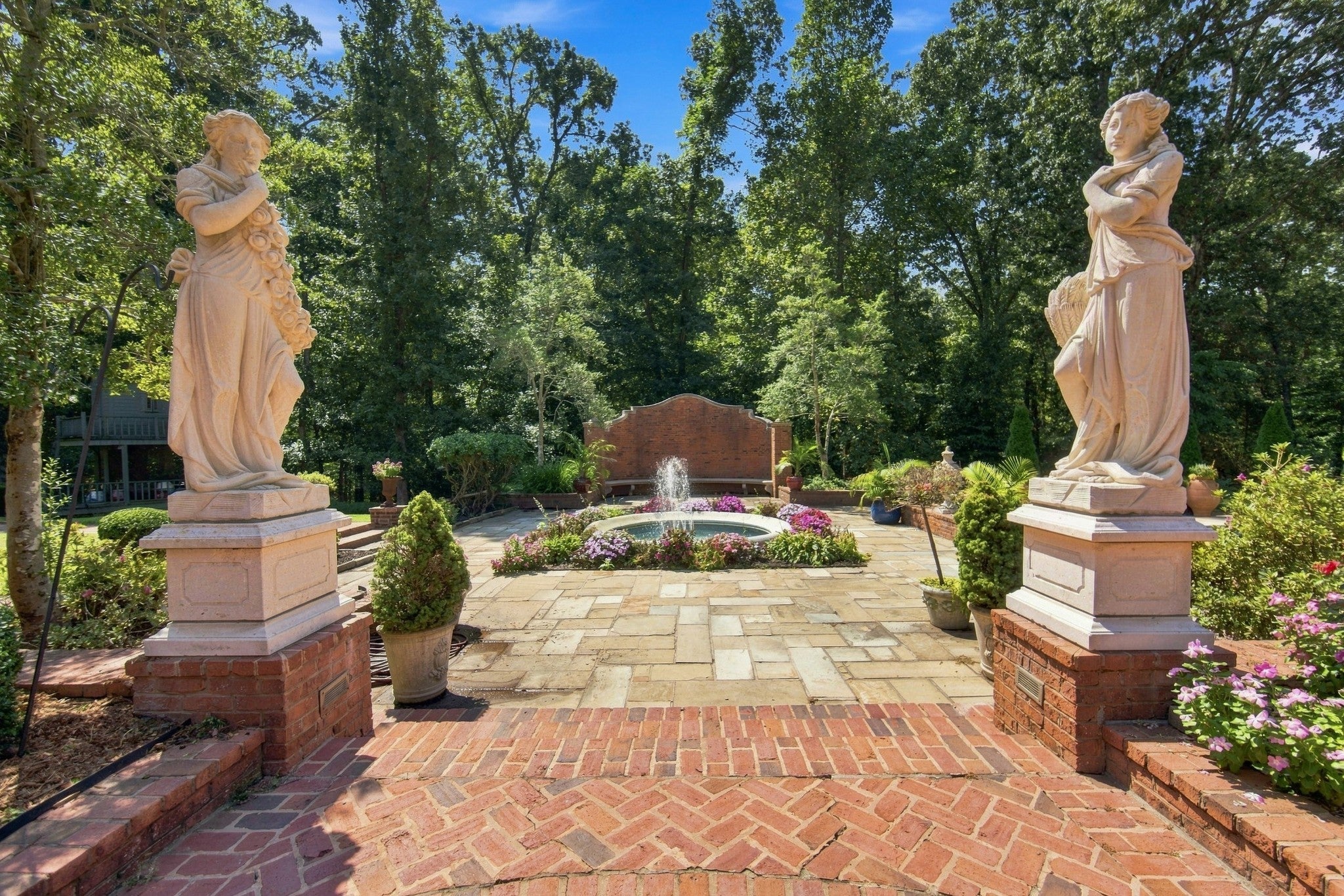 18 Windwood Drive