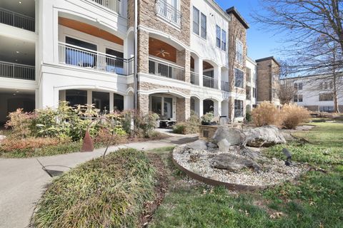 Photo of 2600 Hillsboro Pike #204, Nashville, TN 37212 (MLS # 3112628)