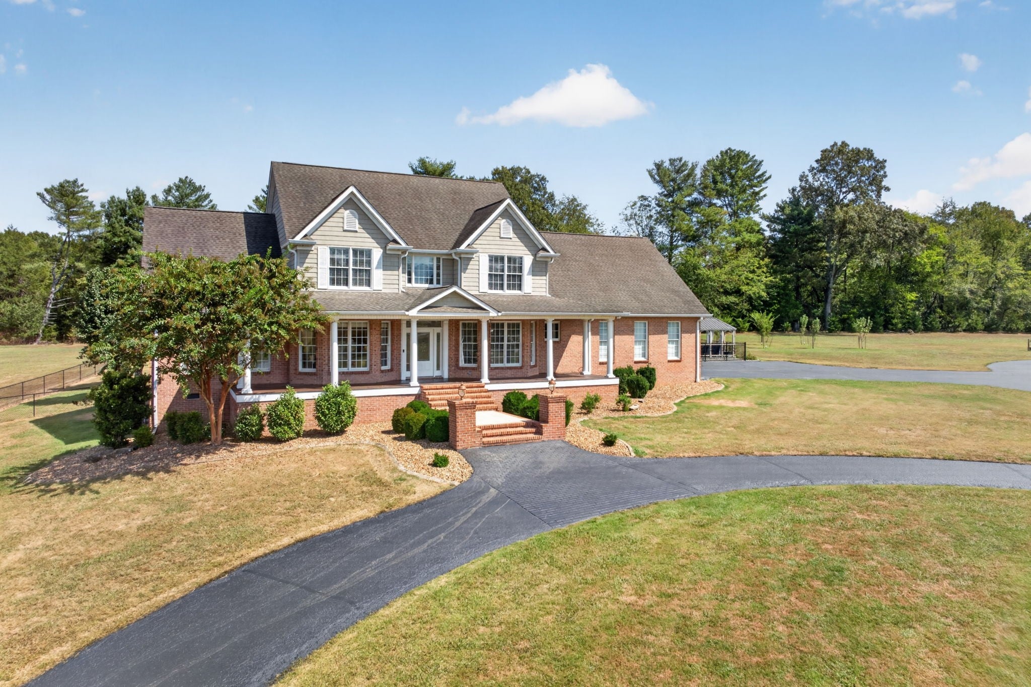 346 Parkway Rd