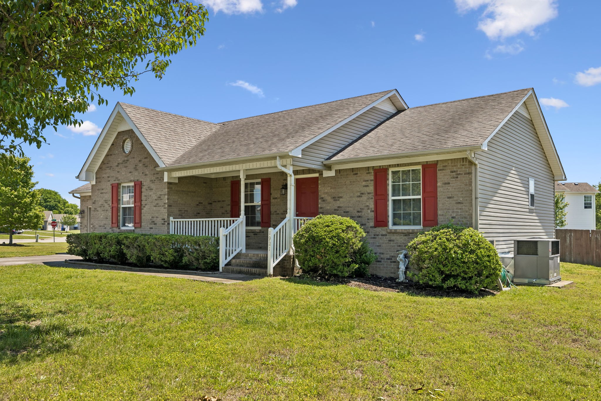 1921 Littleton Ct