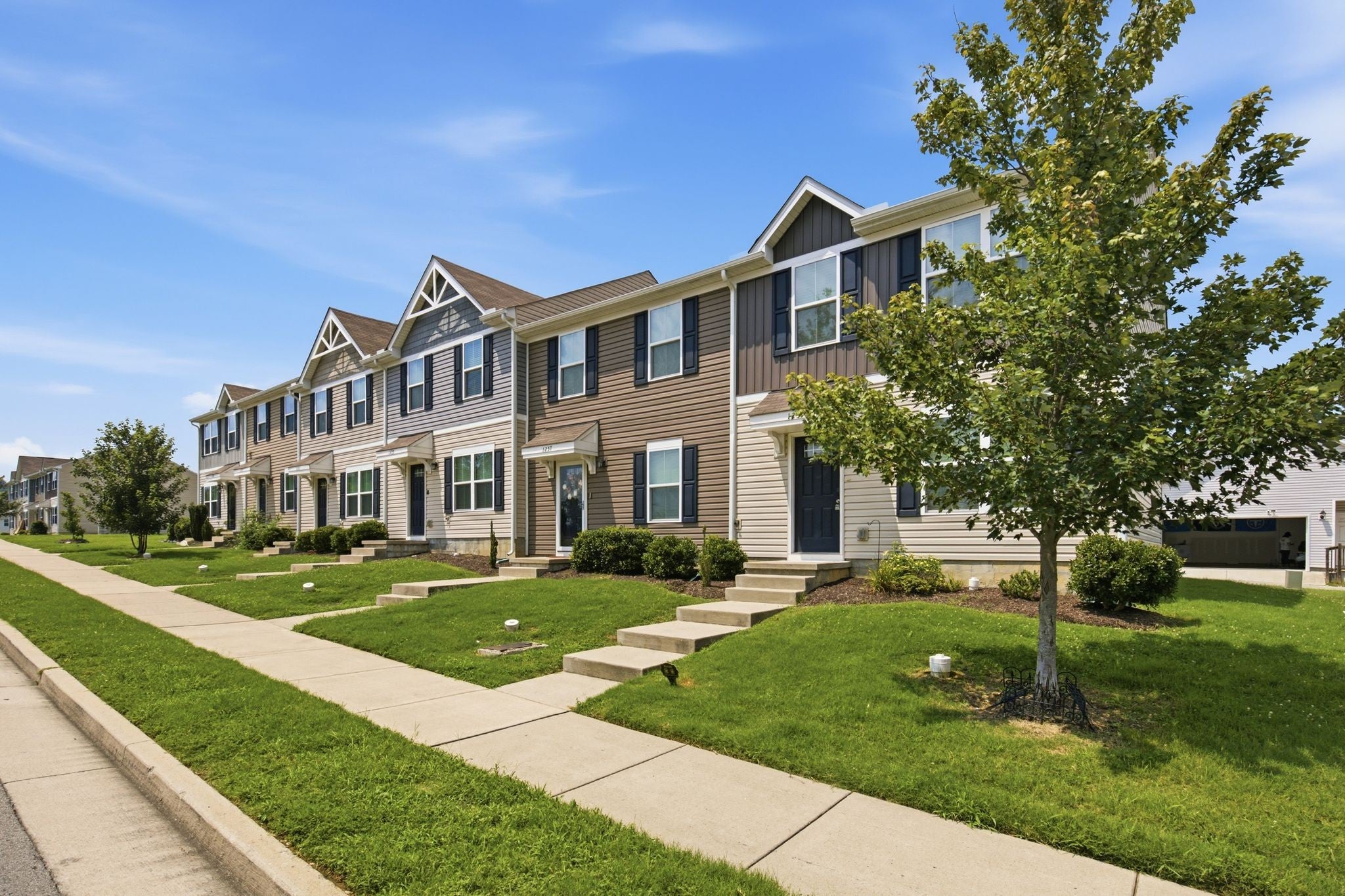 1259 Havenbrook Dr, Nashville TN 37207 3-bed condo, photo 2 of 26
