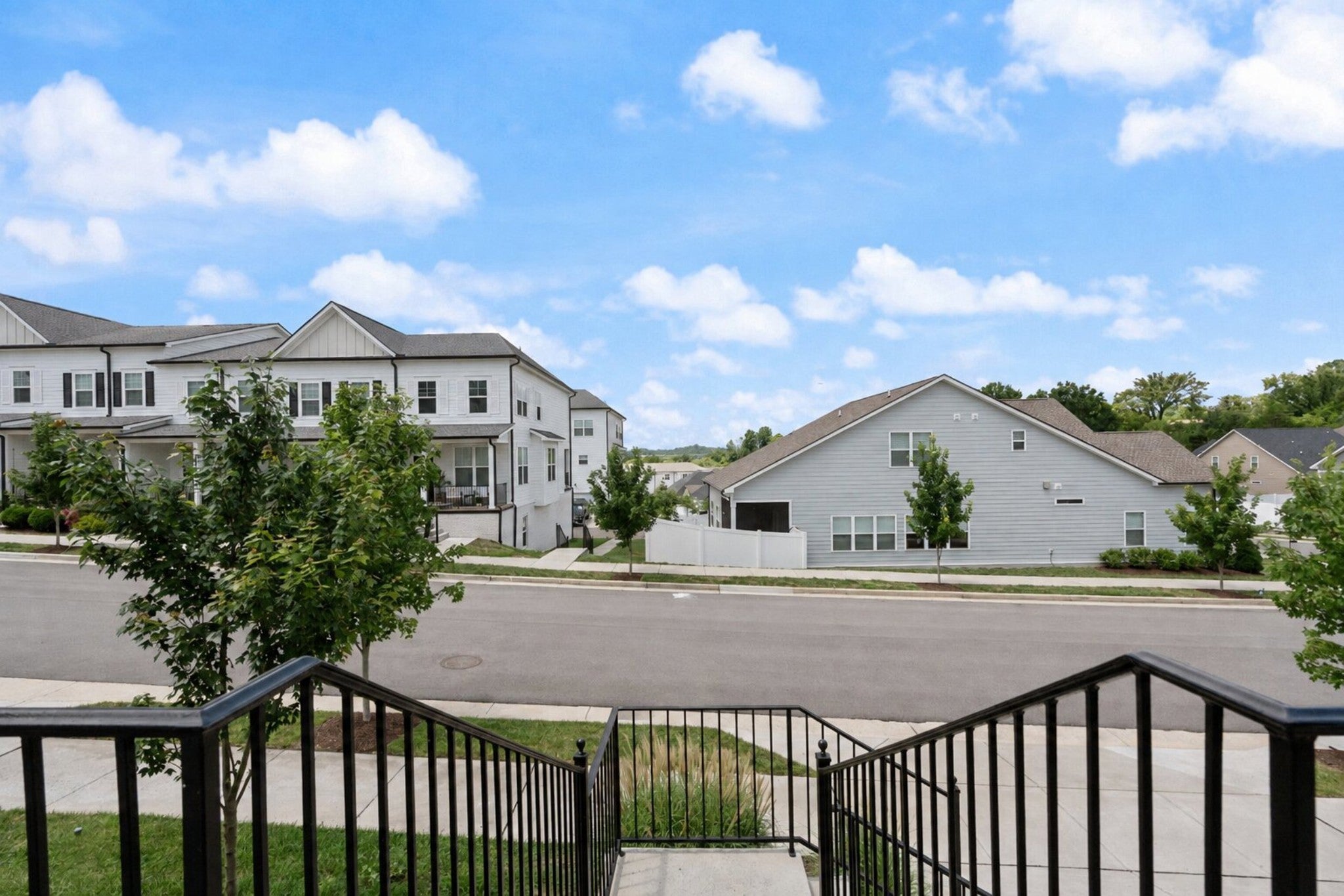 709 Fordham Dr