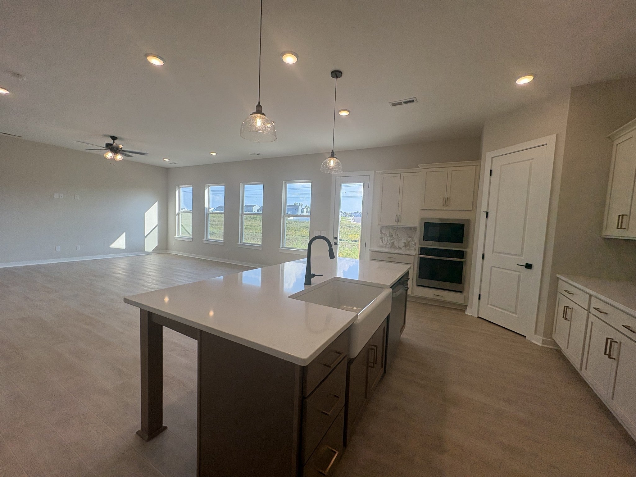 1424 Shallow Creek Dr