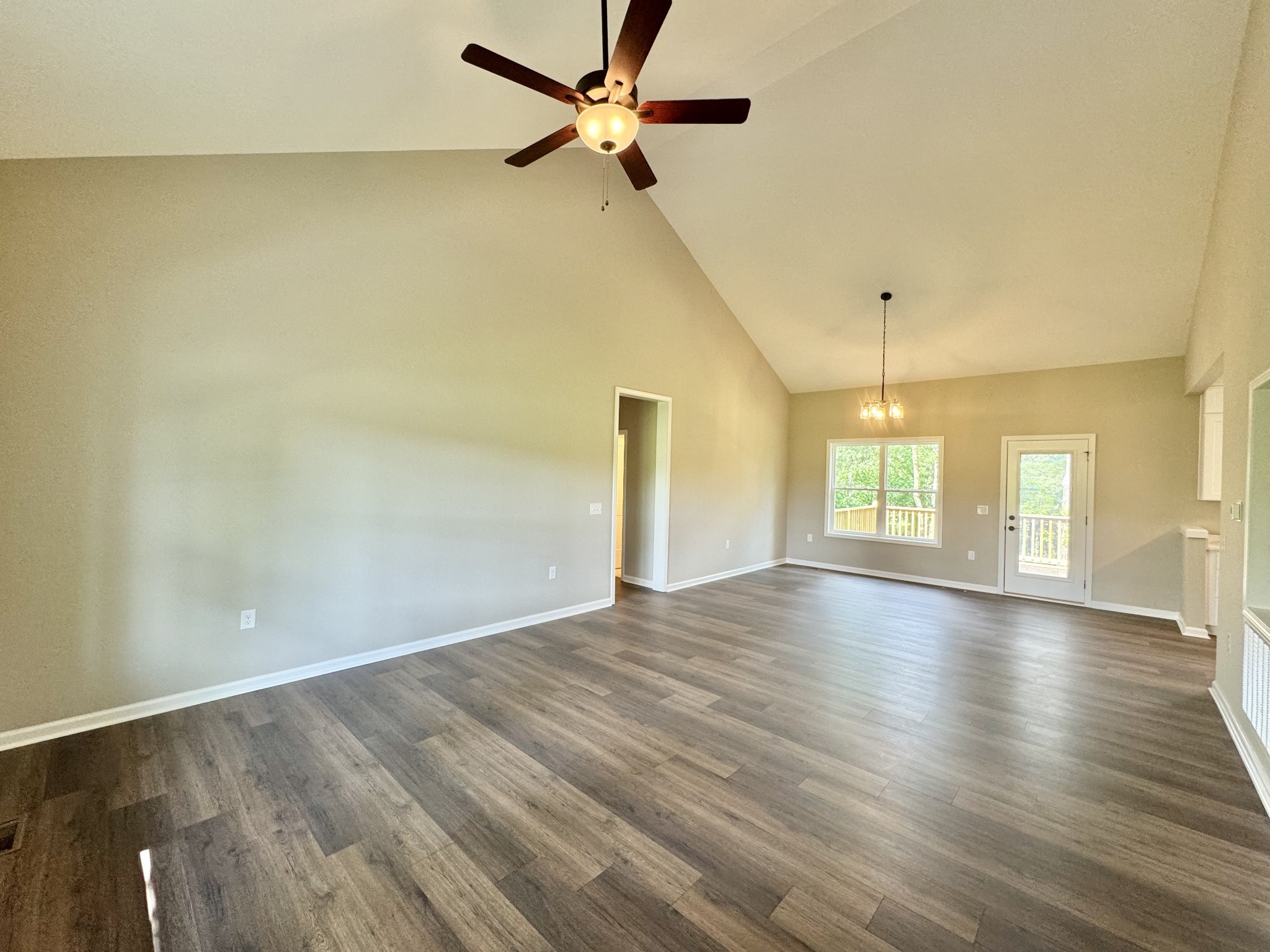 5160 Highway 231S