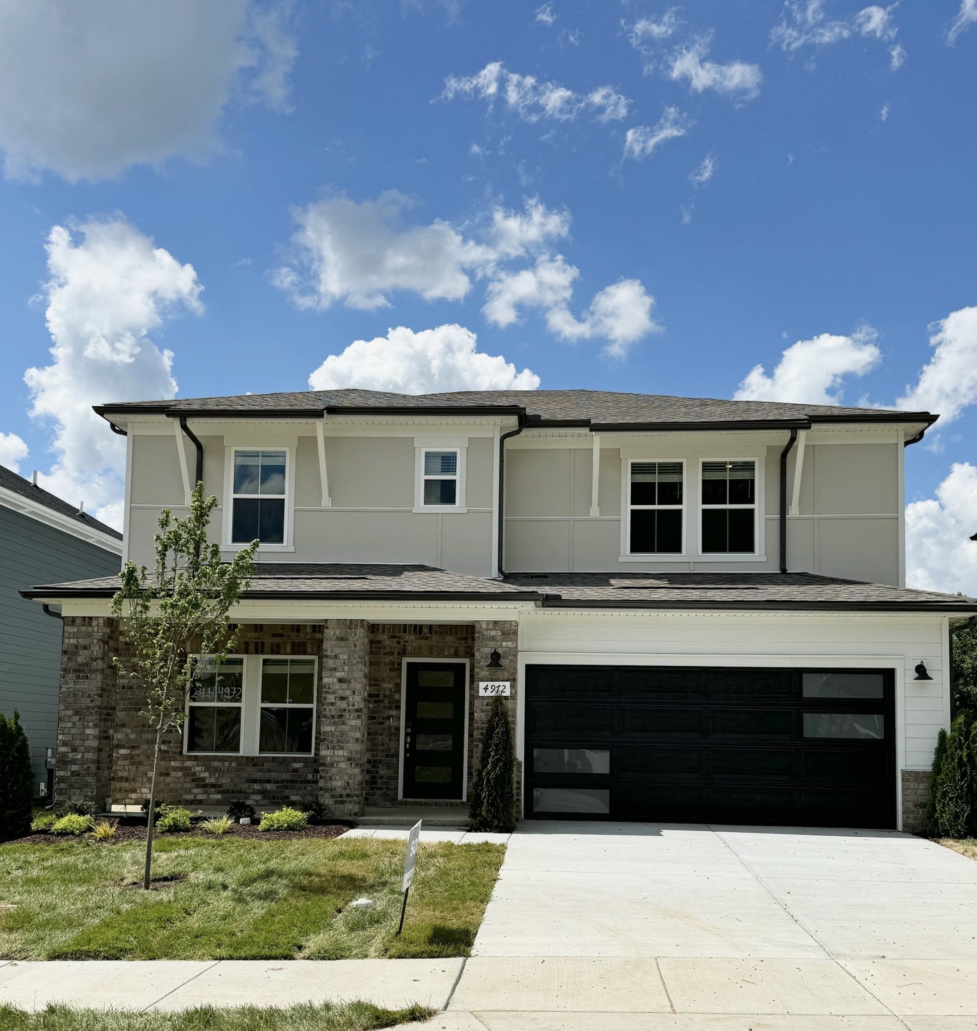 4-bed listing at 1954 Mahala Dr, Hermitage