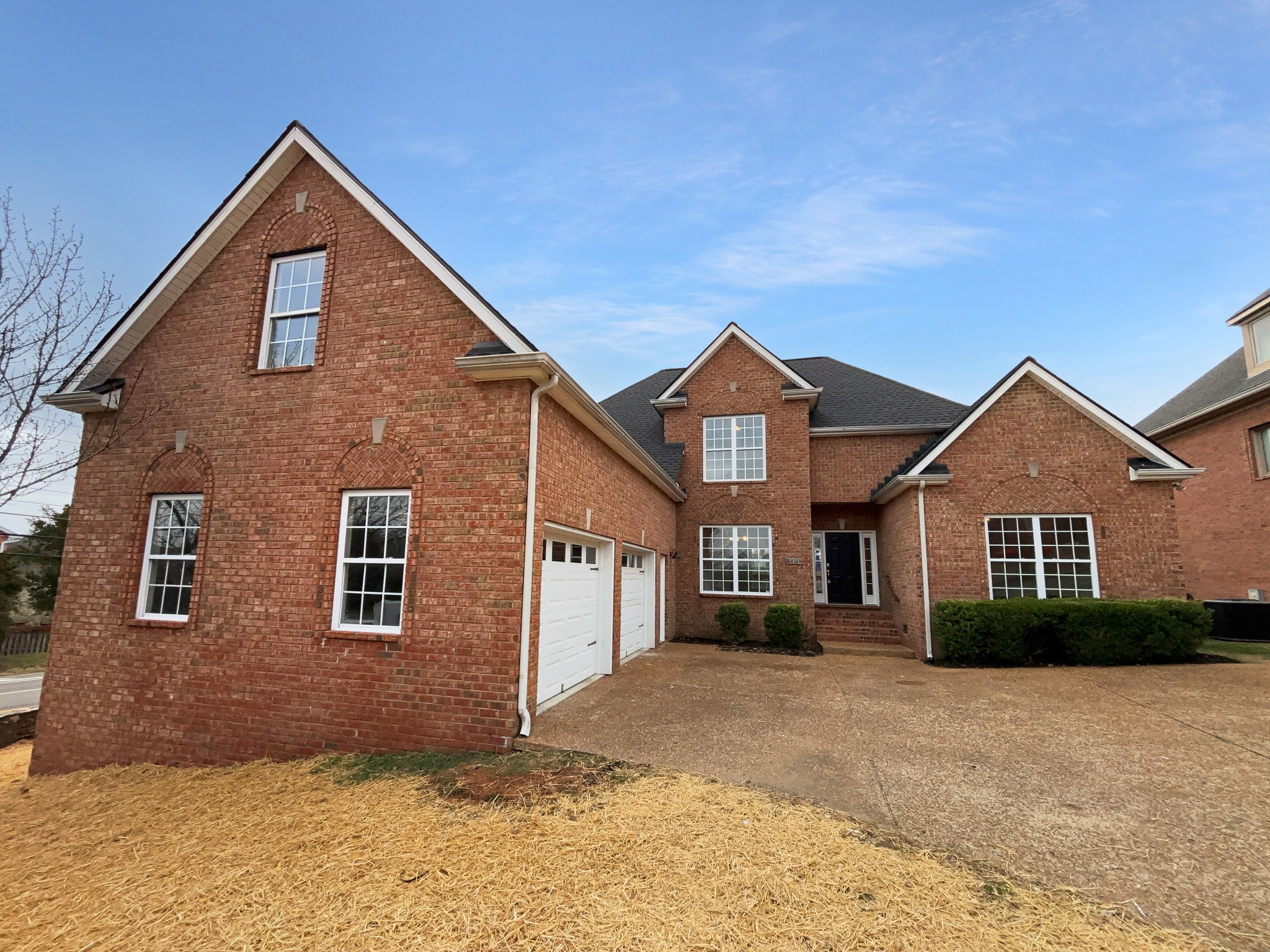 101 Country Hills Dr