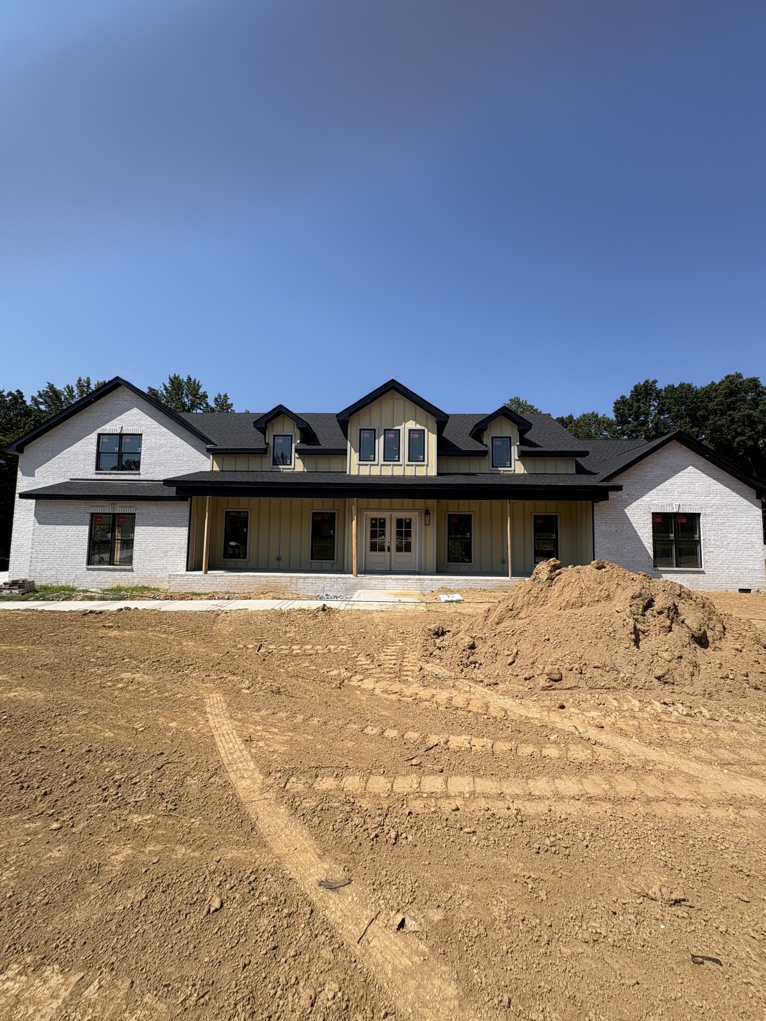 1320 Reda Dr