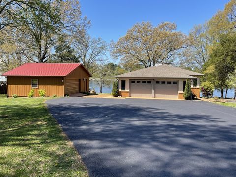 464 Loop Dr Winchester TN 37398