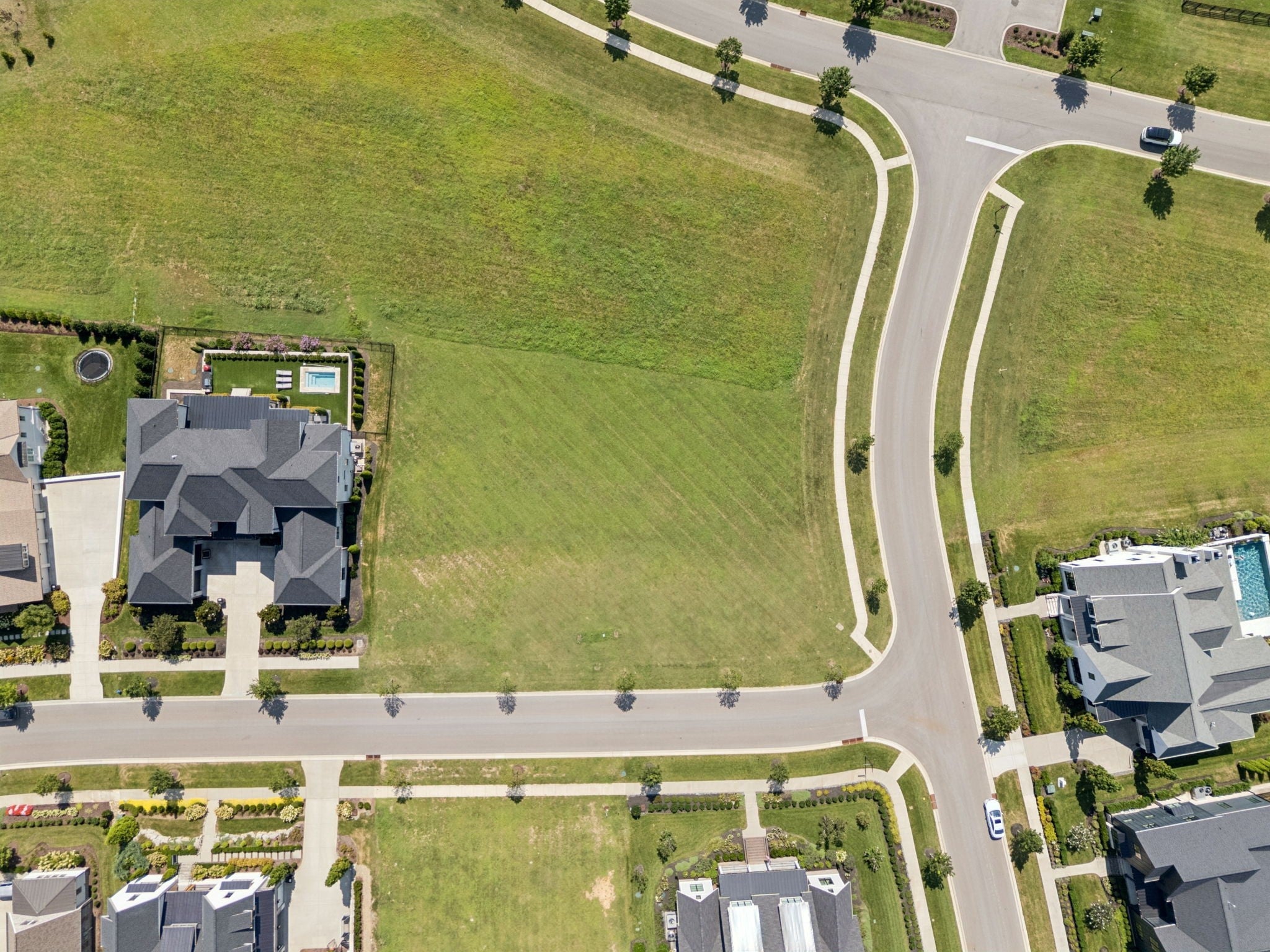 9000 Passiflora Ct