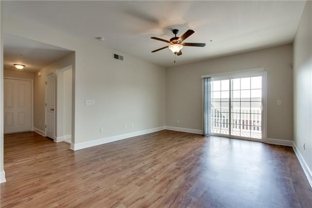 8121 Lenox Creekside Dr