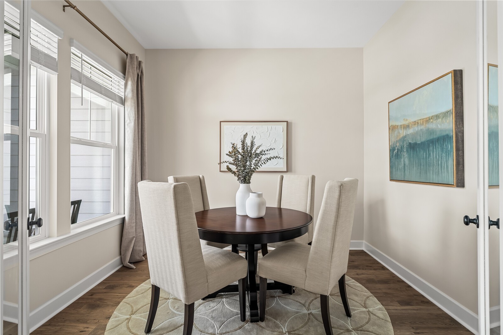 309 Buckwood Lane W