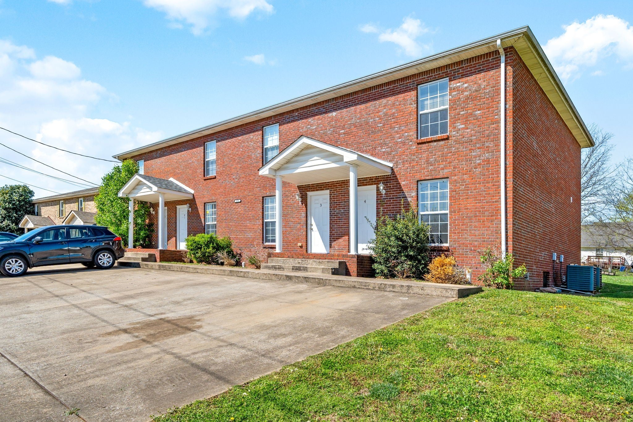 375 Peabody Dr 2