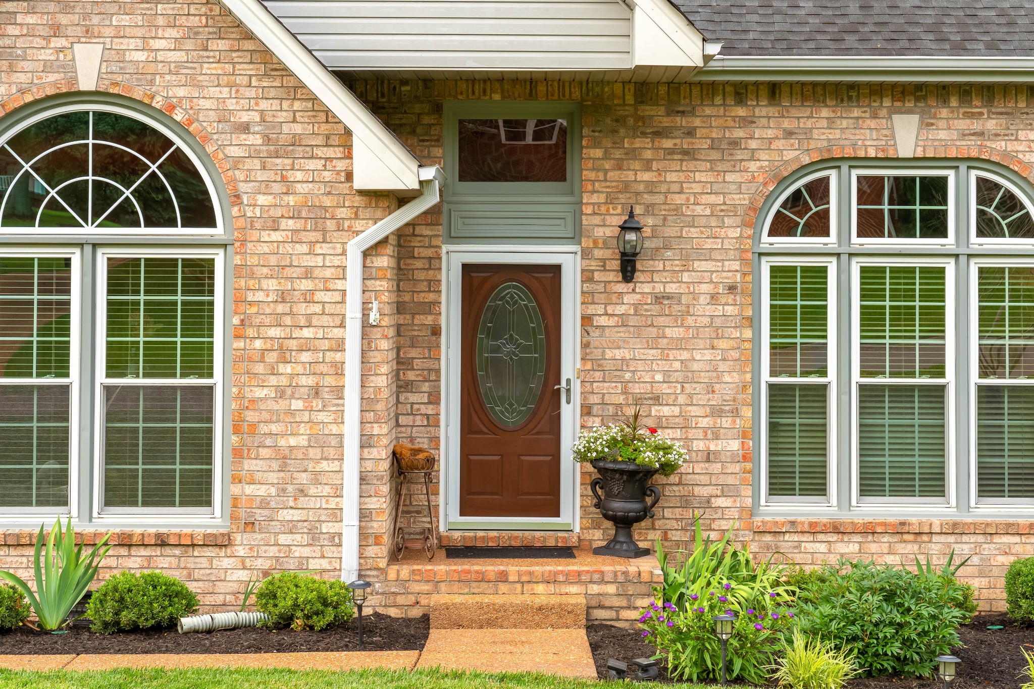 1003 Creekglen Ct