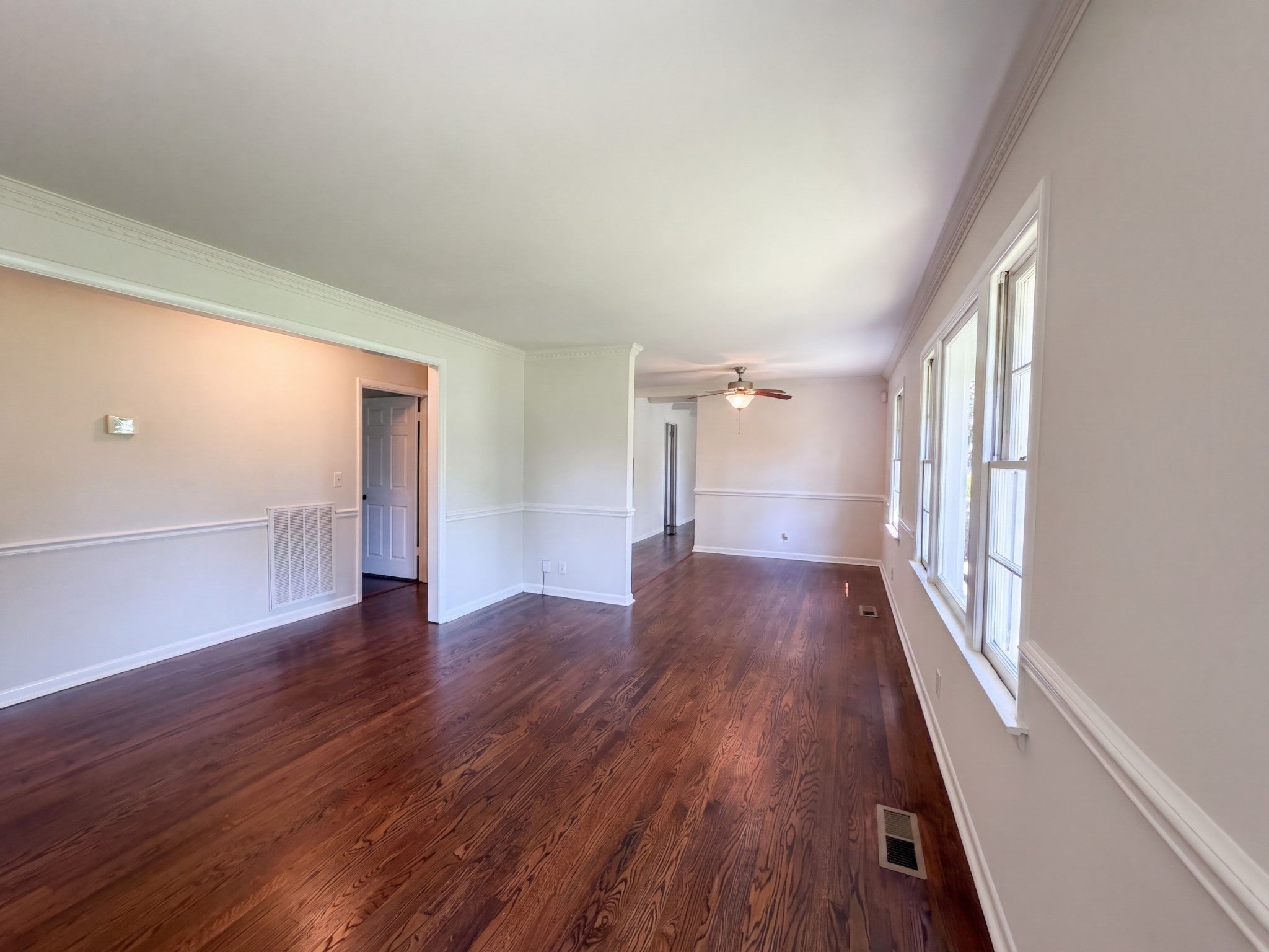 220 Haywood Ln