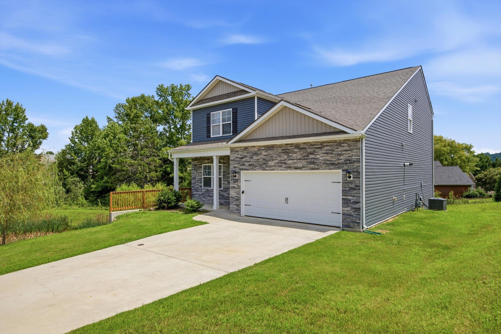 9842 Ramble Brook Lane