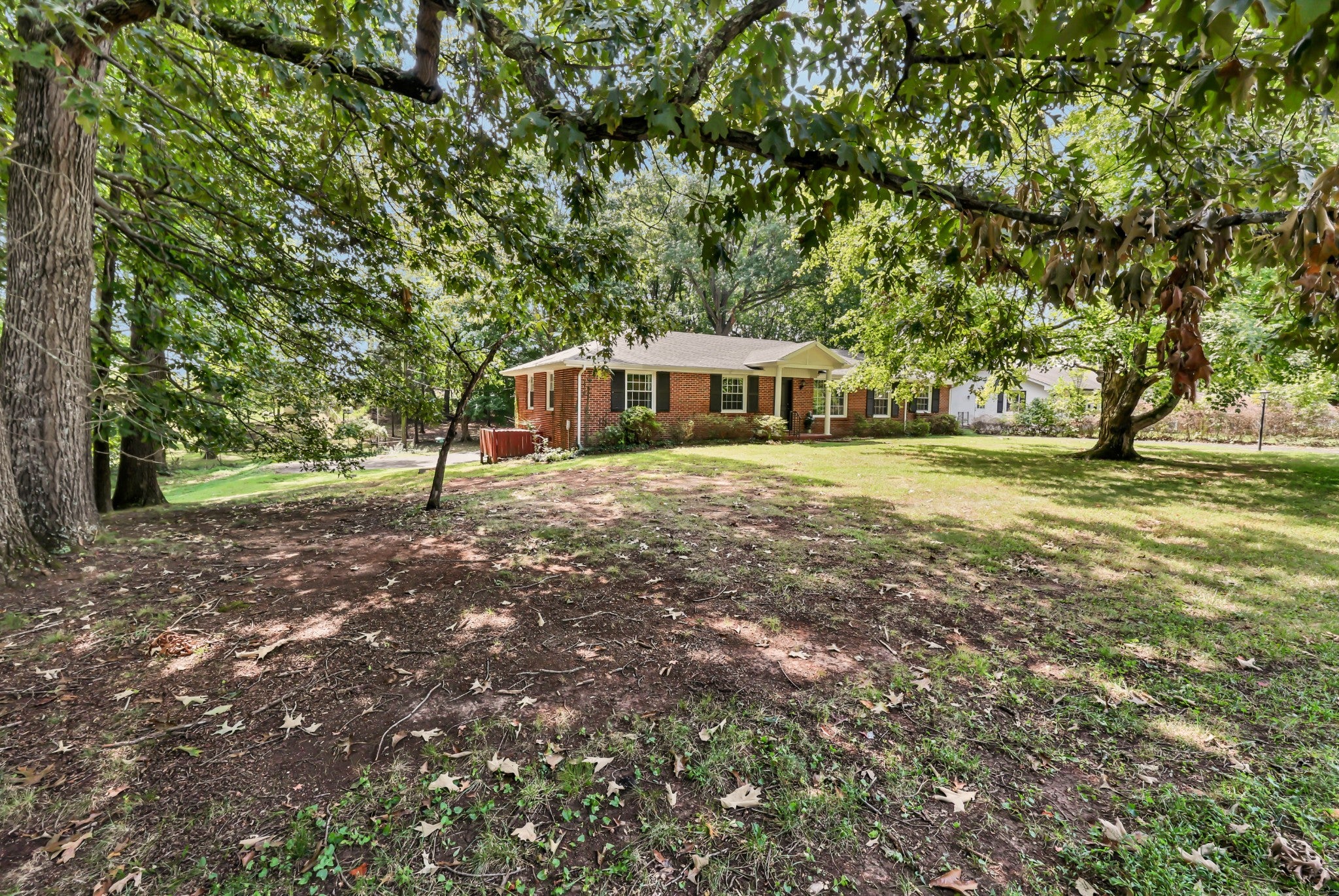 2097 Post Rd