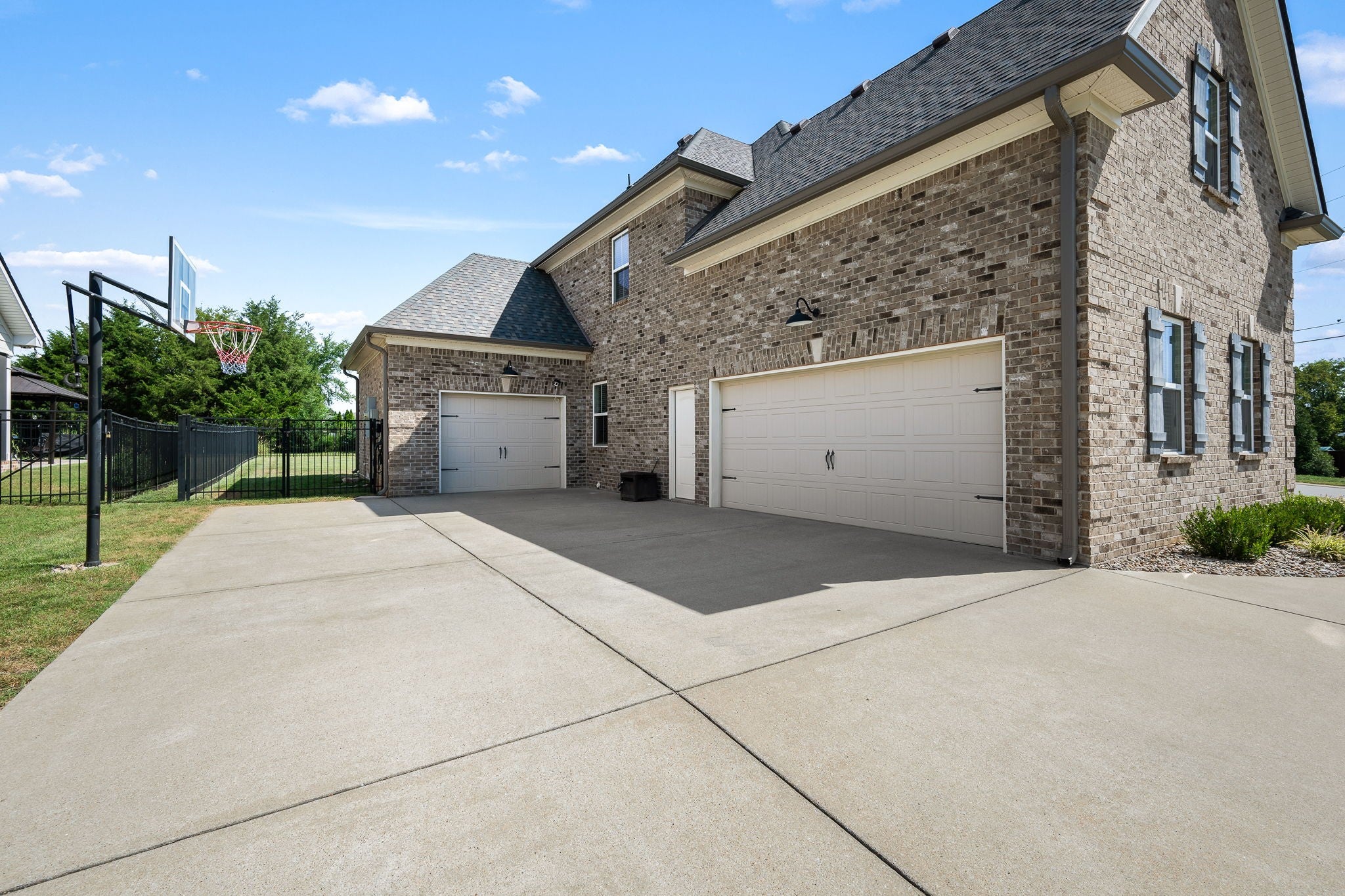 602 Ruby Oaks Ln