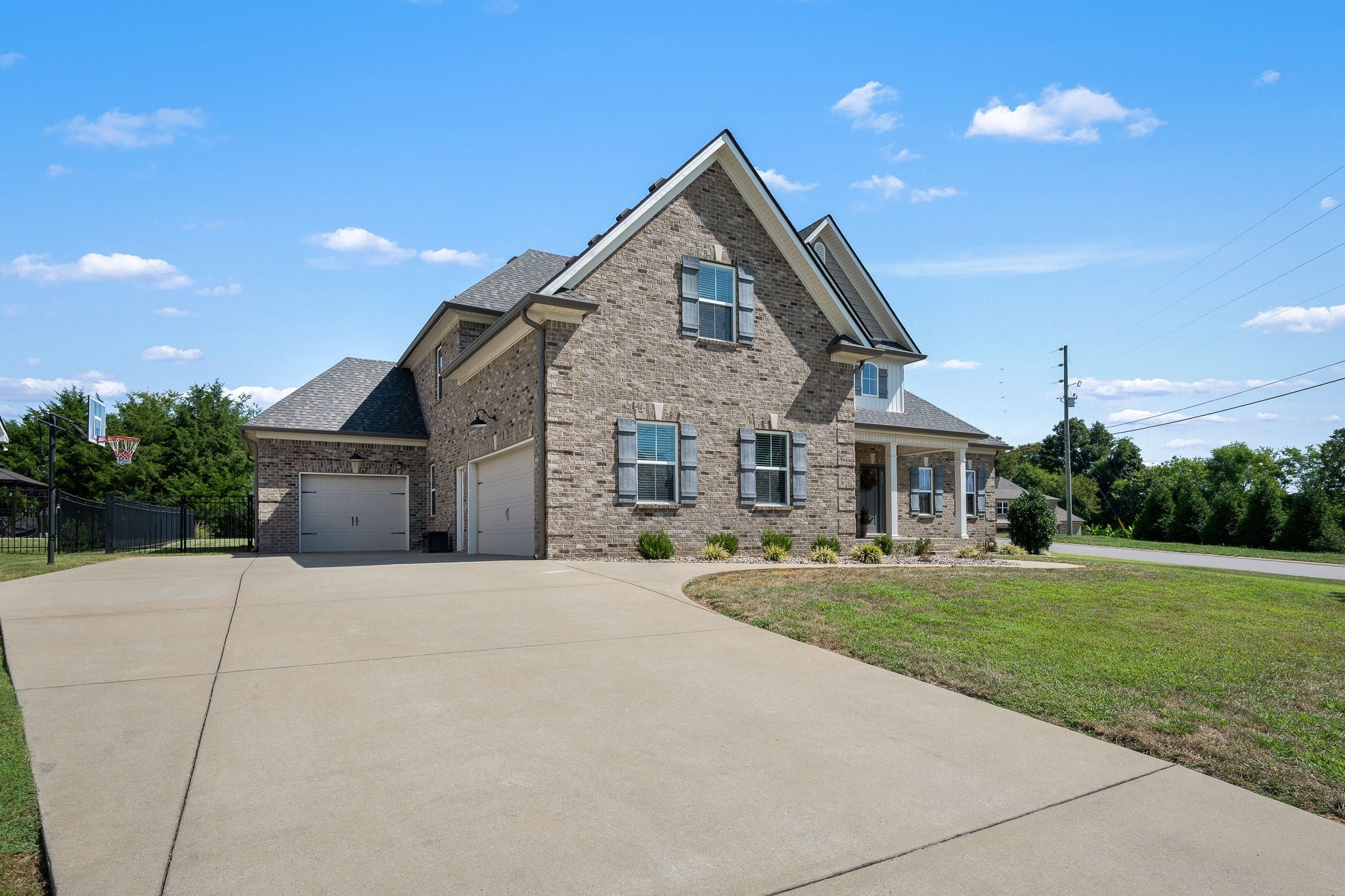 602 Ruby Oaks Ln