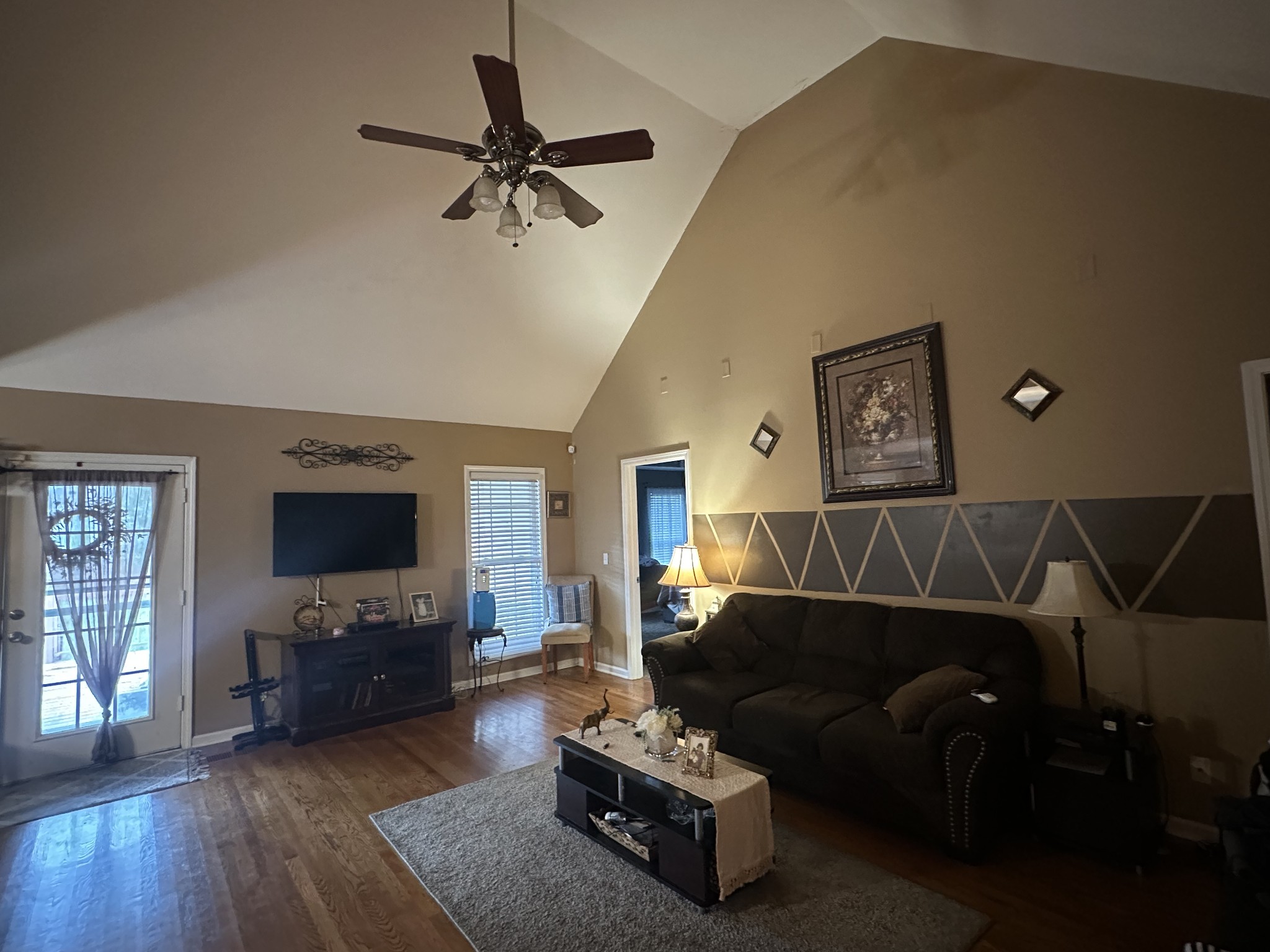 153 Foxrun