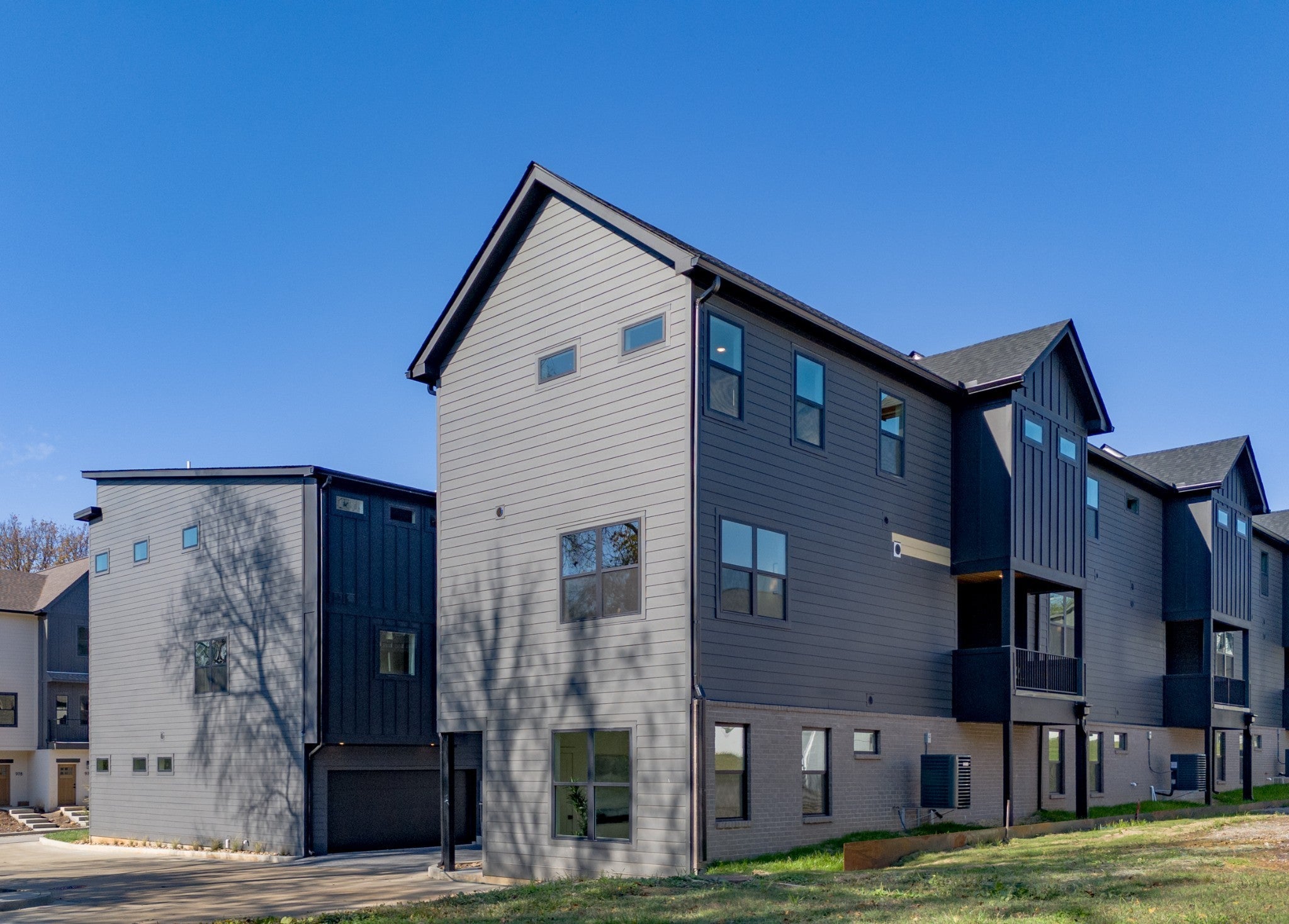 1040 East Trinity 8