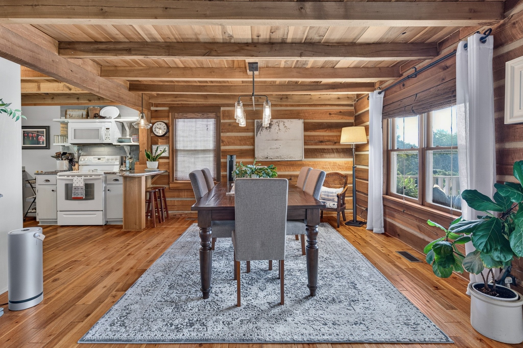 52 Narrows Dr
