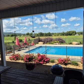 610 Rolling Meadows Ln