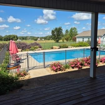 610 Rolling Meadows Ln