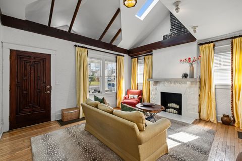 1062 Zophi St Nashville TN 37216