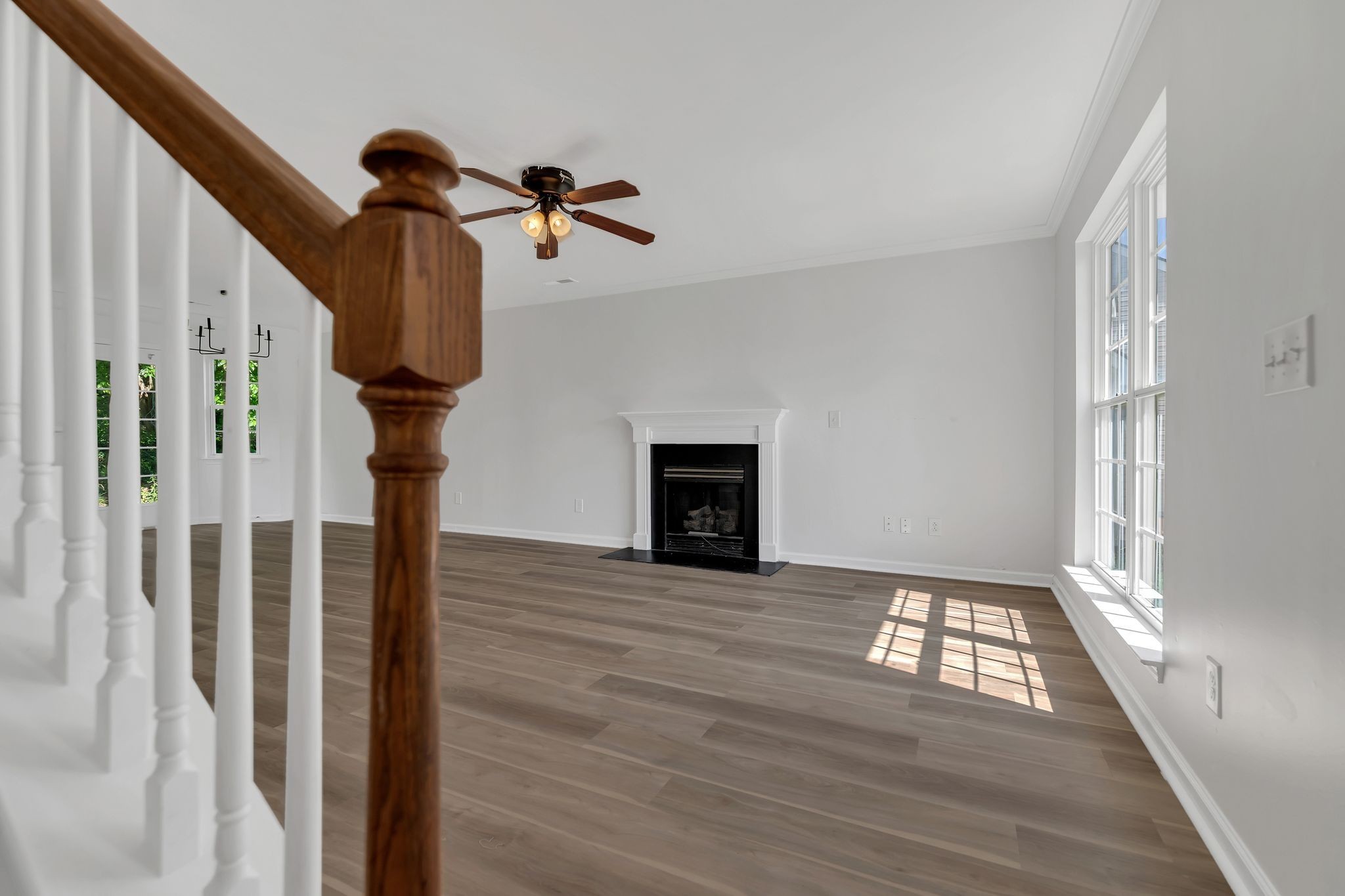 109 Rock Glen Ct