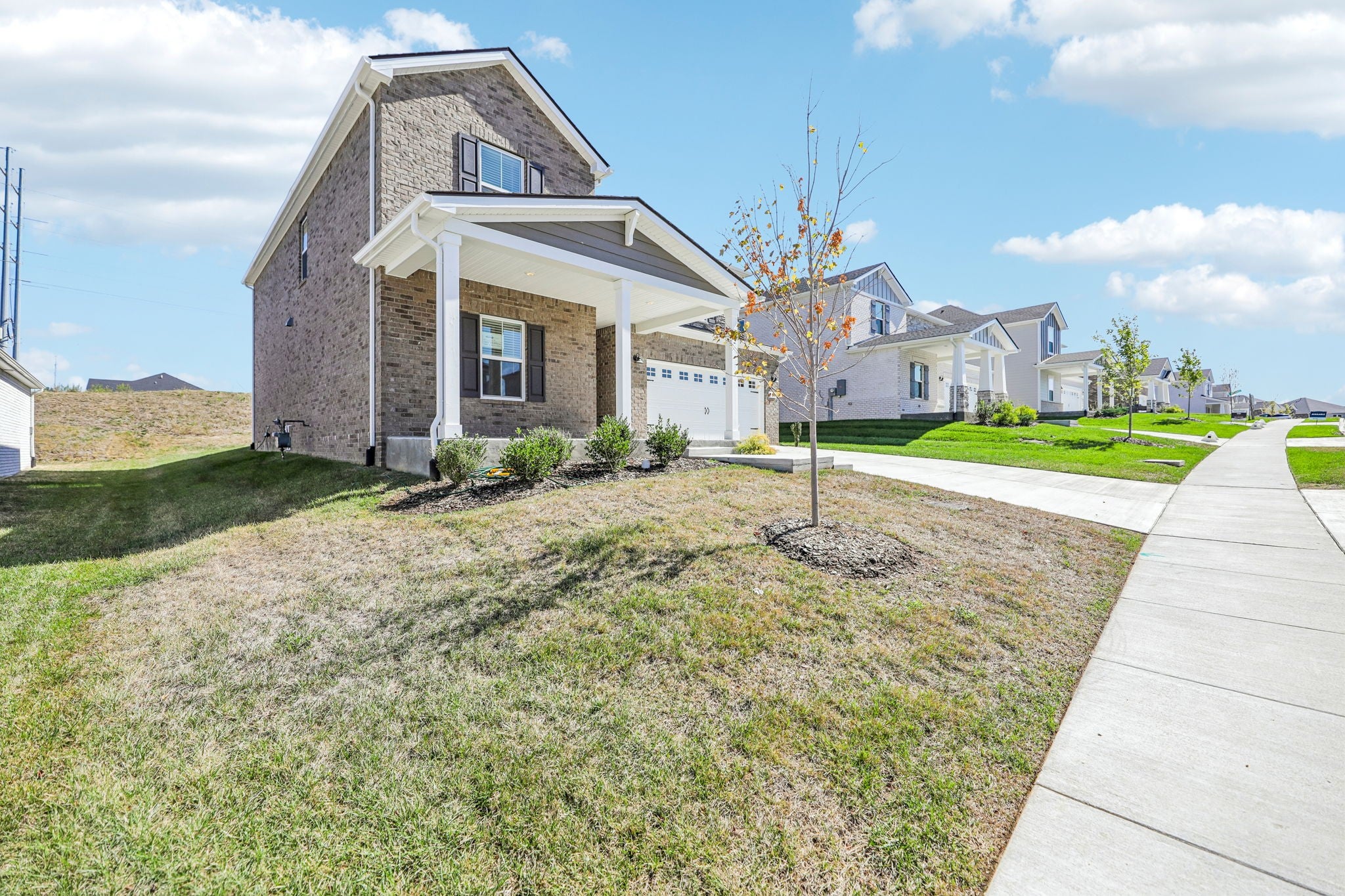 284 Astoria Dr