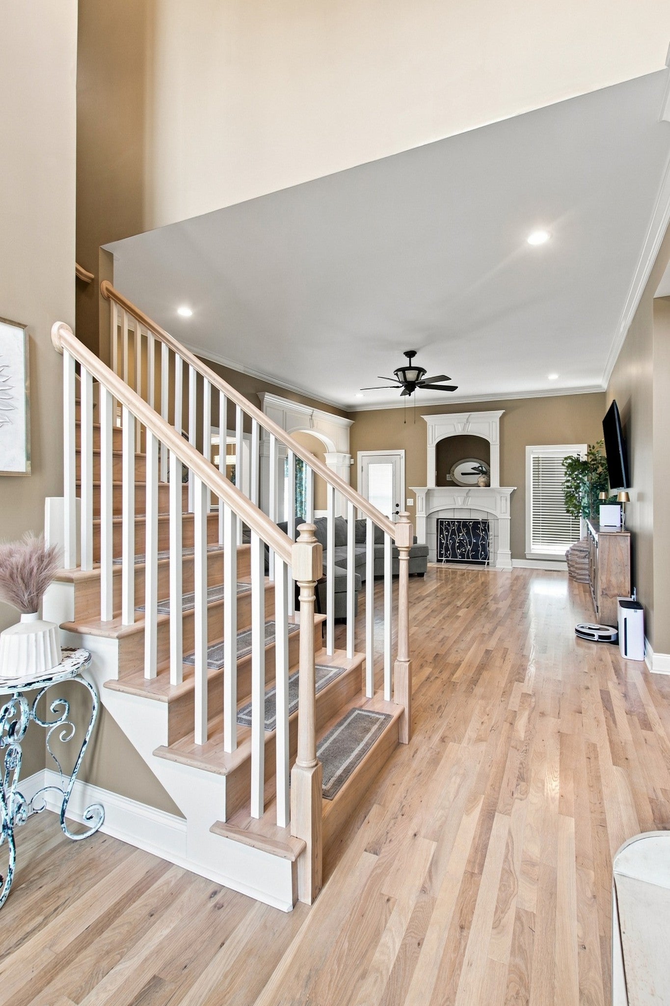 3433 Genoa Dr