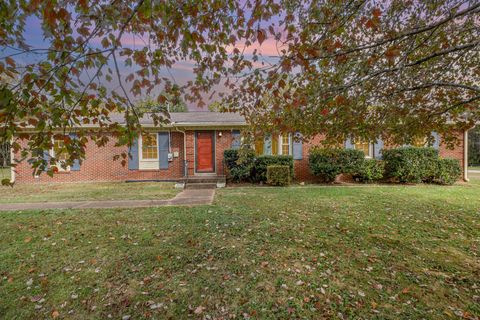 109 Meadowgreen Ct Franklin TN 37069