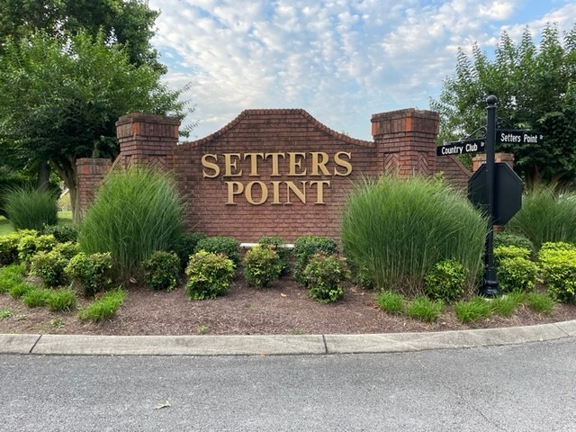 107 Setters Point Dr