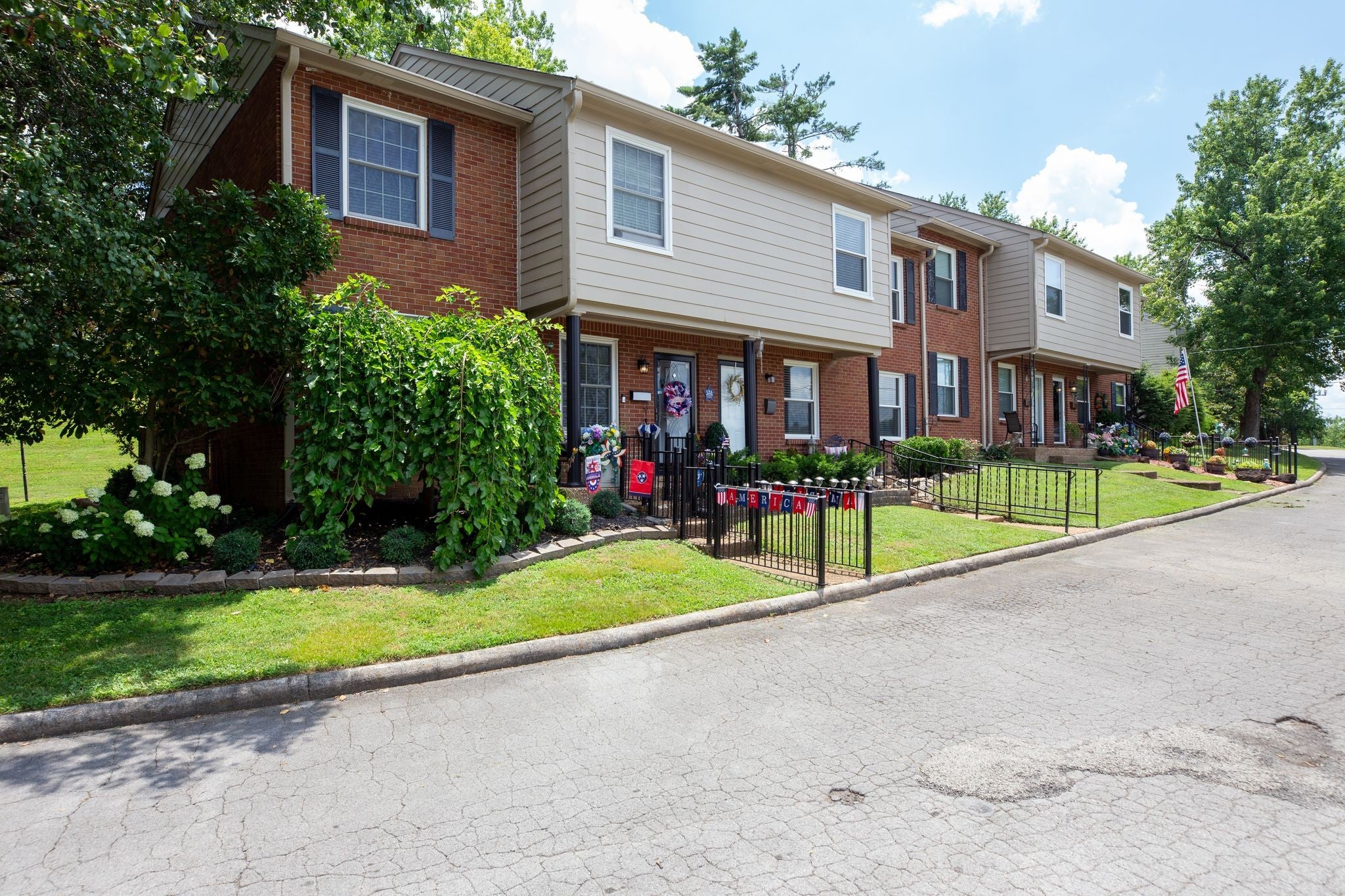 5510 Country Dr 84