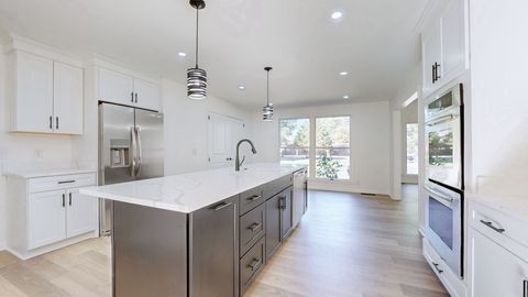 205 Bluegrass Dr Hendersonville TN 37075